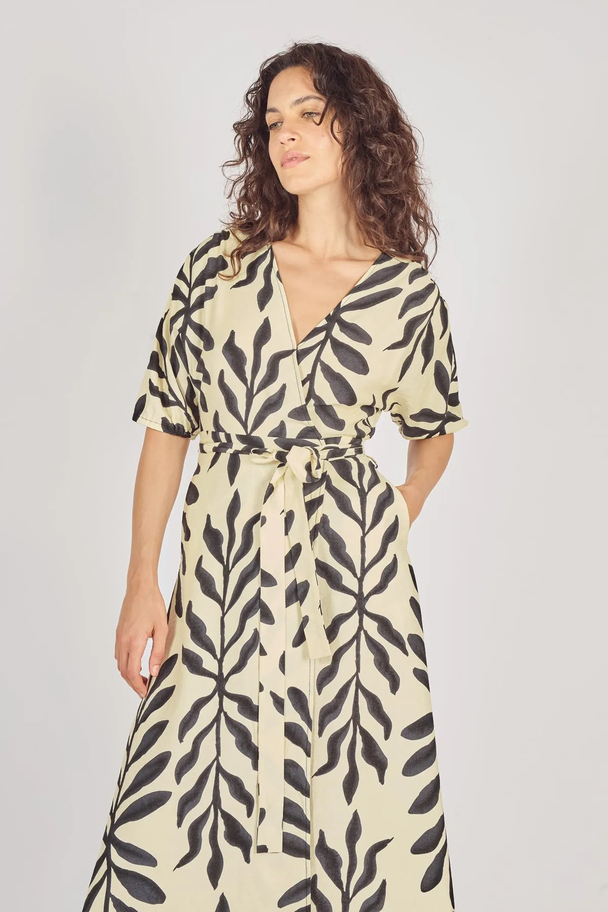Before Midnight Charlie Wrap Dress by Traffic People in Black/Cream